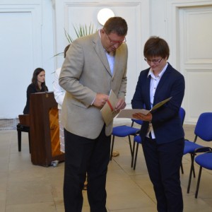 Předávání maturitního vysvědčení v Moravském Krumlově