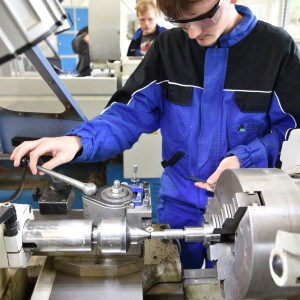 Dílny OV - obráběč kovů, strojní mechanik