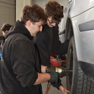Dílny OV - automechanik, autotronik, karosář
